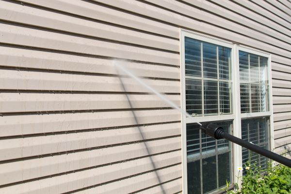 Pressure Washing in Eagle