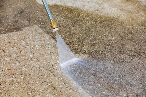 Cost of Driveway Pressure Cleaning in Eagle