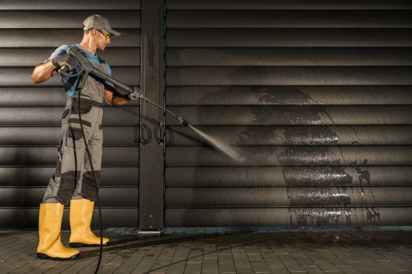 Cost of Garage Pressure Washing in Eagle