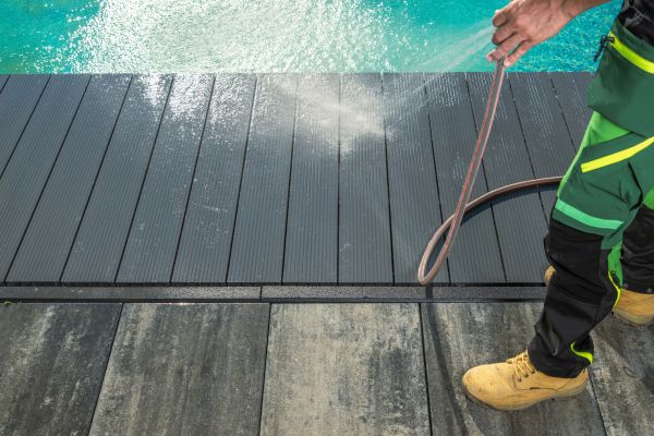 Pool Area Pressure Cleaning